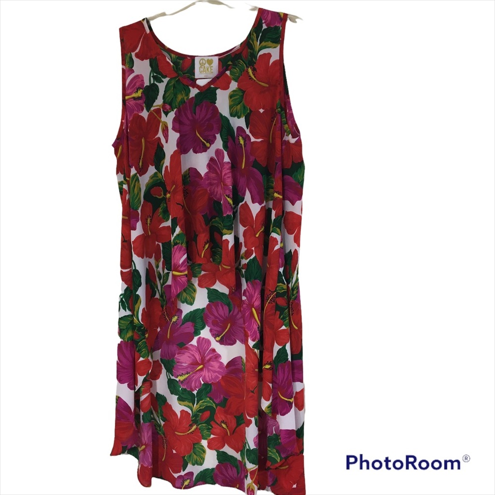 Peace Love Cake Hawaiian Hi Low Top Sz S NWT